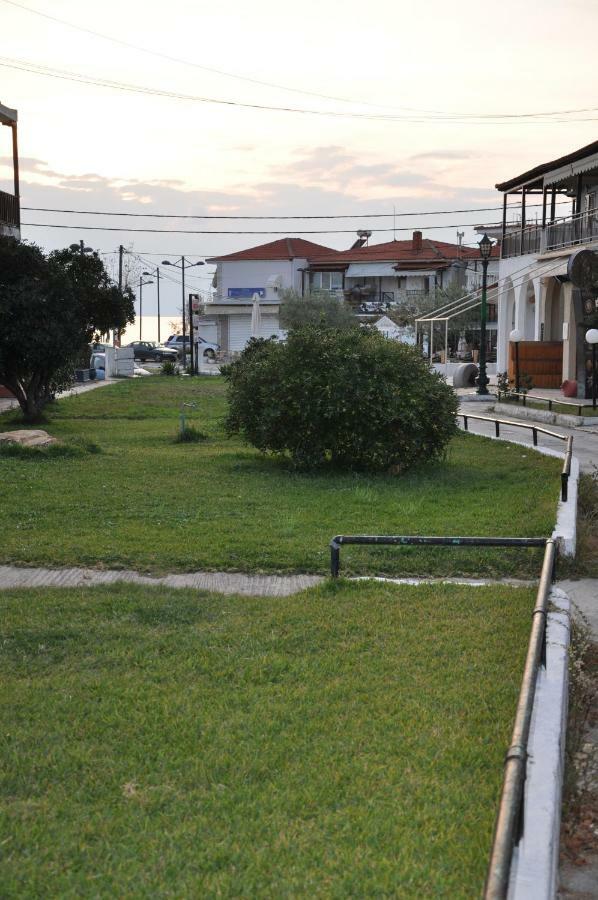 Holidey House In Skala Fourkas 150M From The Sea Apartment Exterior foto